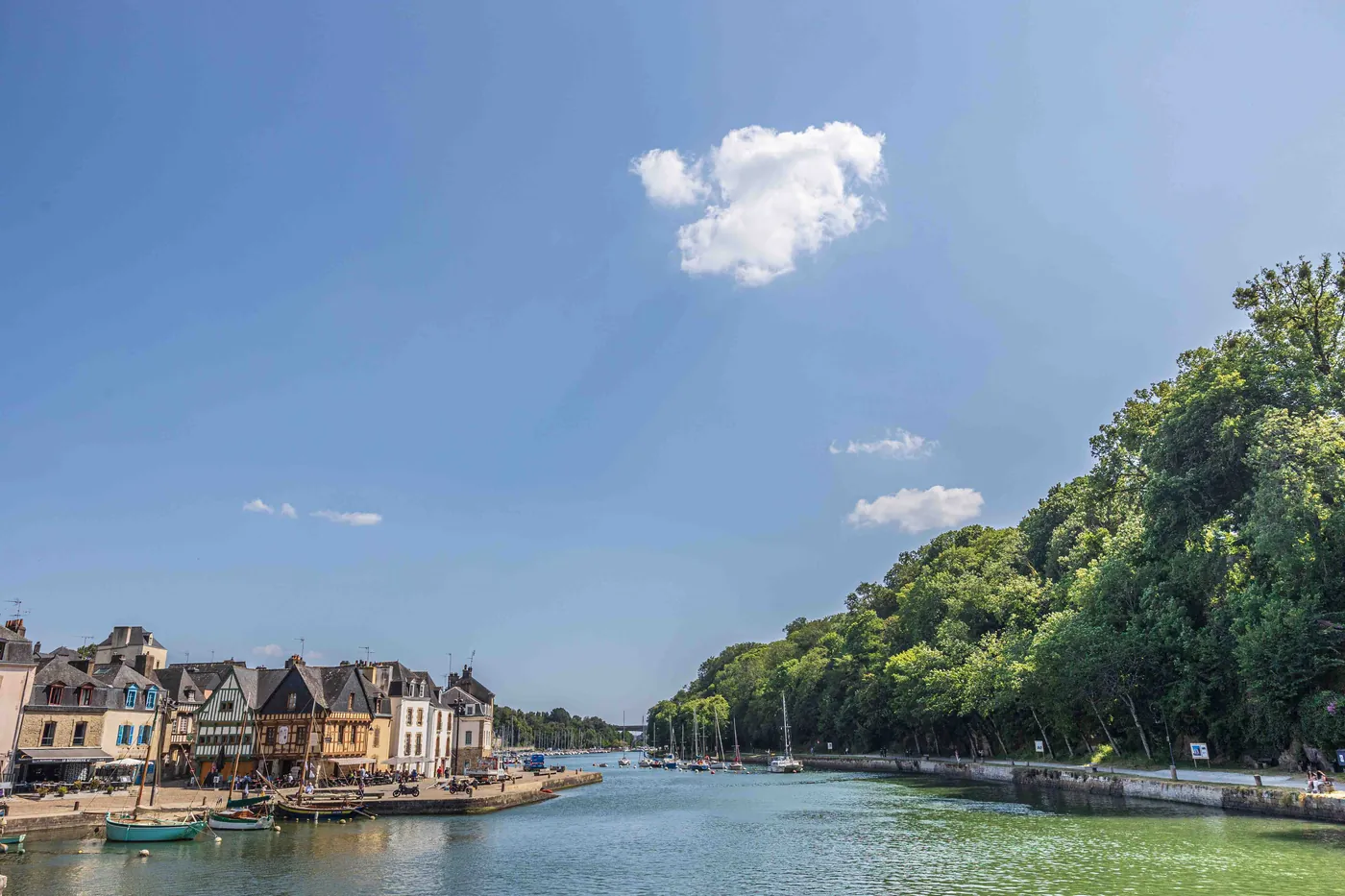 Saint-Goustan vu de la rivière d'Auray